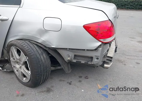 2006 Acura Rl 3.5 z USA, uszkodzony, nr VIN JH4KB16576C003060